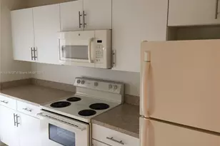 10808 N Kendall Dr, Miami, FL 33176 - Photo 28