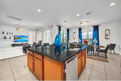 447 Marcello Blvd, Kissimmee, FL 34746 - Photo 16