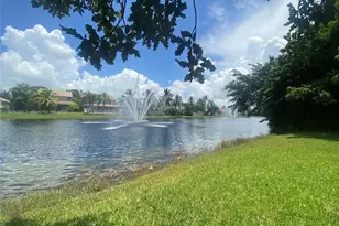 241 E Bayridge Dr, Weston, FL 33326 - Photo 4