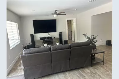 10311 SW 89th St, Miami, FL 33176 - Photo 10