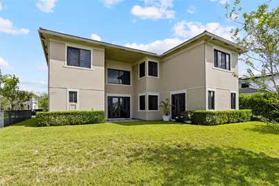 10470 S Lago Vista Cir, Parkland, FL 33076 - Photo 32