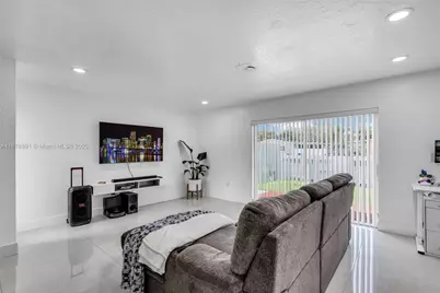 6306 Moseley St #1, Hollywood, FL 33024 - Photo 8