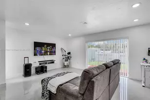 6306 Moseley St, Hollywood, FL 33024 - Photo 8