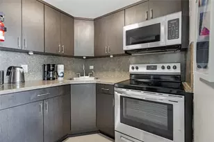 7904 West Dr, North Bay Village, FL 33141 - Photo 6
