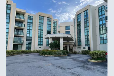 2055 SW 122nd Ave #305, Miami, FL 33175 - Photo 2