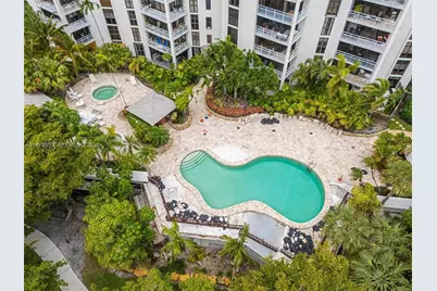 2000 Towerside Ter #1407, Miami, FL 33138 - Photo 34