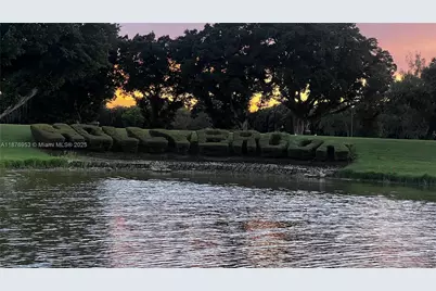 671 S Hollybrook Dr #302, Pembroke Pines, FL 33025 - Photo 38