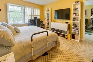 671 S Hollybrook Dr, Pembroke Pines, FL 33025 - Photo 20