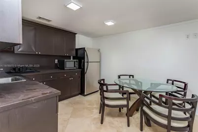 8216 NW 30th Ter, Doral, FL 33122 - Photo 8