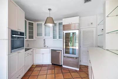 2120 S Bayshore Dr, Miami, FL 33133 - Photo 6