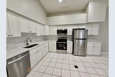 20133 NW 9th Ct, Pembroke Pines, FL 33029 - Photo 8