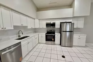 20133 NW 9th Ct, Pembroke Pines, FL 33029 - Photo 8