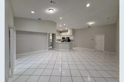 20133 NW 9th Ct, Pembroke Pines, FL 33029 - Photo 16