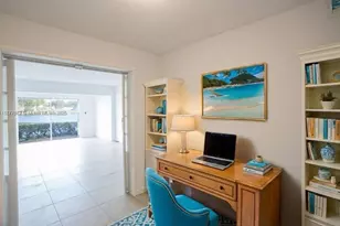 873 NE 195th St, Miami, FL 33179 - Photo 18