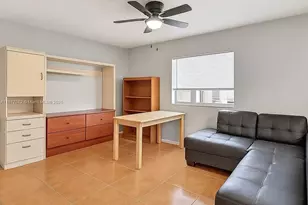 2229 NW 24th Ct, Fort Lauderdale, FL 33311 - Photo 4