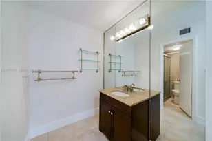 1665 Bay Rd, Miami Beach, FL 33139 - Photo 16