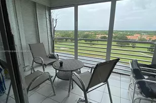 3507 Oaks Way, Pompano Beach, FL 33069 - Photo 2
