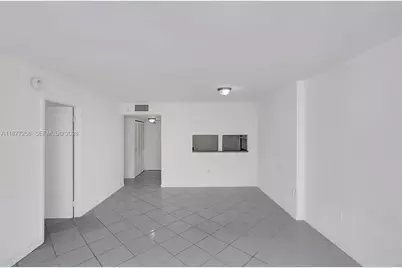 345 Ocean Dr #407, Miami Beach, FL 33139 - Photo 12