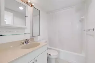 345 Ocean Dr, Miami Beach, FL 33139 - Photo 20