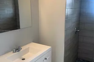 1780 NE 191st St, Miami, FL 33179 - Photo 6