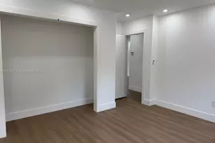 370 NW 43rd Ave, Plantation, FL 33317 - Photo 6