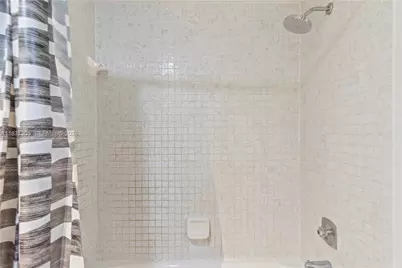 481 Ives Dairy Rd #303-4, Miami, FL 33179 - Photo 20