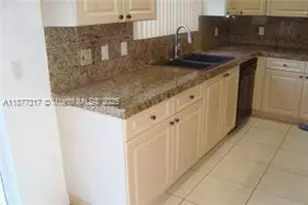 7733 NW 17th Ct, Pembroke Pines, FL 33024 - Photo 4