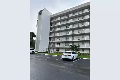 3100 W Rolling Hills Cir #702, Davie, FL 33328 - Photo 4