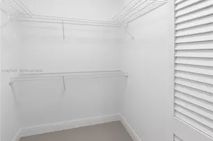 300 S Biscayne Blvd, Miami, FL 33131 - Photo 16