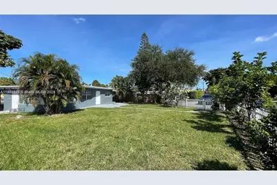 2130 Funston St, Hollywood, FL 33020 - Photo 8