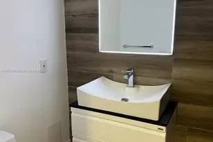 2801 NE 183rd St, Aventura, FL 33160 - Photo 8