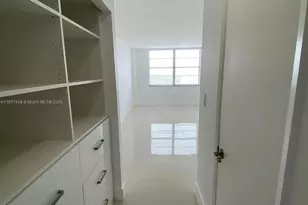 2801 NE 183rd St, Aventura, FL 33160 - Photo 16