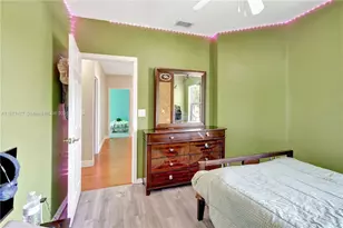 1874 NW 74th Way, Pembroke Pines, FL 33024 - Photo 34