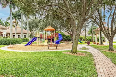 1874 NW 74th Way, Pembroke Pines, FL 33024 - Photo 46