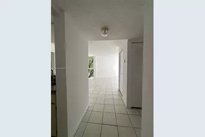 7125 NW 186th St #B208, Hialeah, FL 33015 - Photo 10