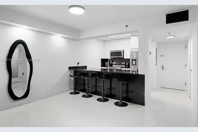 1200 Brickell Bay Dr #2812, Miami, FL 33131 - Photo 10