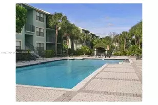 752 Executive Center Dr, West Palm Beach, FL 33401 - Photo 6