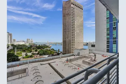 325 S Biscayne Blvd #1520, Miami, FL 33131 - Photo 14