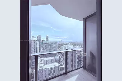 55 SW 9th St #4003, Miami, FL 33130 - Photo 16