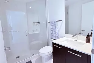 55 SW 9th St, Miami, FL 33130 - Photo 10