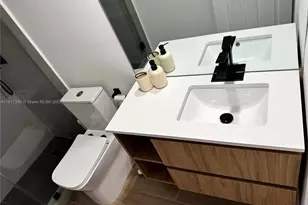 520 Brickell Key Dr, Miami, FL 33131 - Photo 40