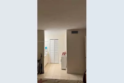 8875 Fontainebleau Blvd #203, Miami, FL 33172 - Photo 10