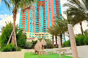 300 South Pointe Dr, Miami Beach, FL 33139 - Photo 56