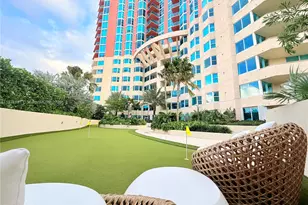 300 South Pointe Dr, Miami Beach, FL 33139 - Photo 50