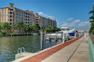 2950 NE 188th St, Aventura, FL 33180 - Photo 36