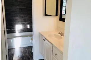 [Address not provided], West Palm Beach, FL 33411 - Photo 14