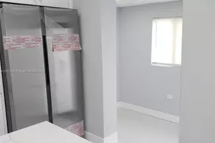 150 NE 169th Terrace, North Miami Beach, FL 33162 - Photo 10