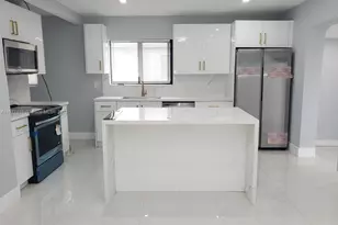 150 NE 169th Terrace, North Miami Beach, FL 33162 - Photo 12