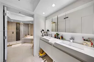 6301 Collins Ave, Miami Beach, FL 33141 - Photo 18