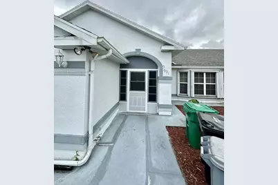 2901 SE Eagle Dr, Port Saint Lucie, FL 34984 - Photo 8